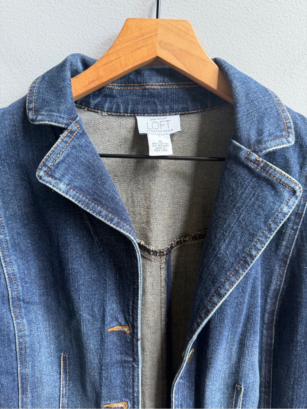 Ann Taylor LOFT Women's Blue Stretch Denim Jean Jacket Size 10 - Picture 3 of 9